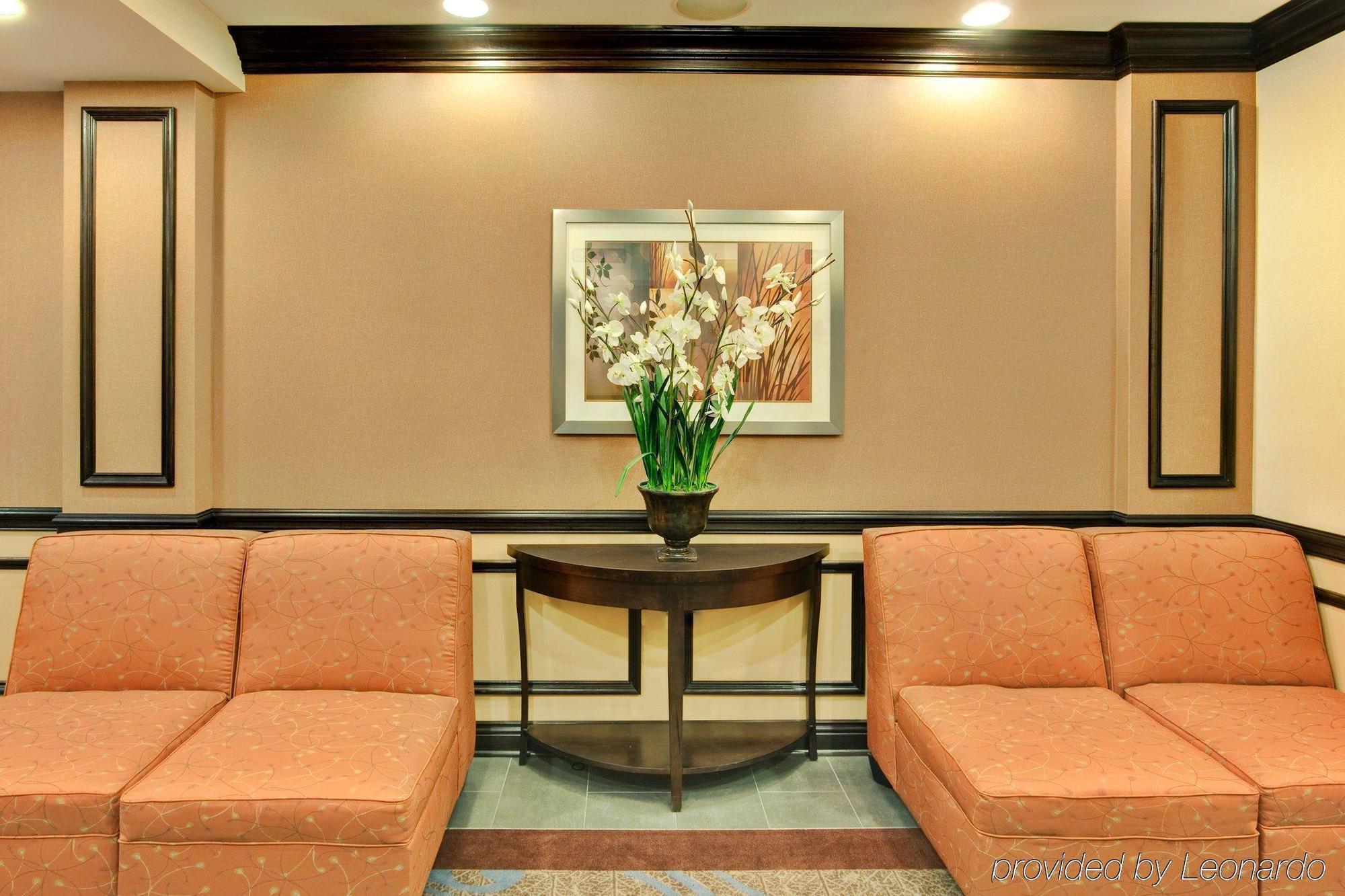 Holiday Inn Express Hotel & Suites Hamburg By Ihg Экстерьер фото
